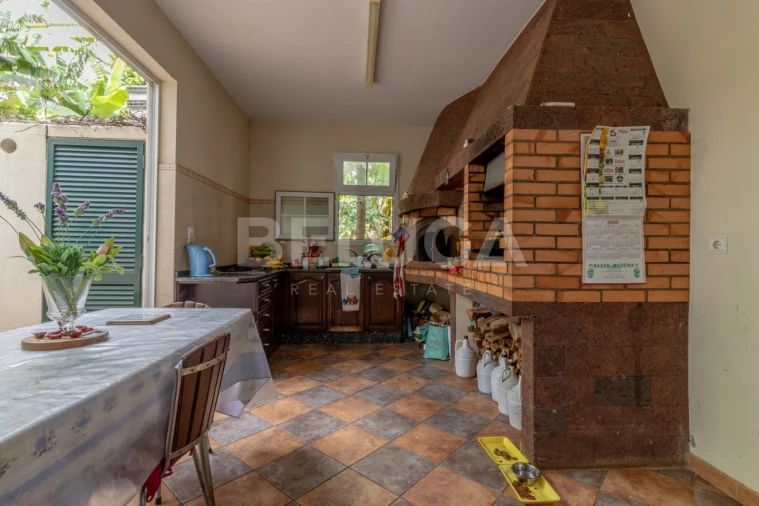 Moradia T4 para Venda em Funchal (Santa Maria Maior) Foto 57