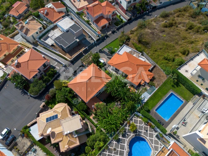 Moradia T4 para Venda em Funchal (Santa Maria Maior) Foto 67