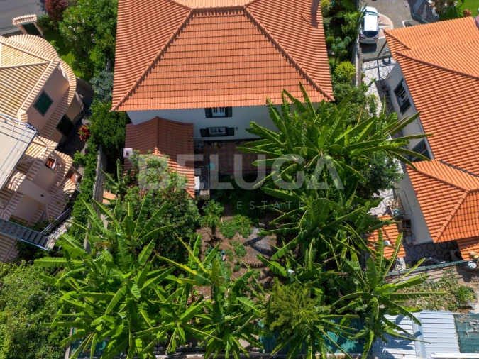 Moradia T4 para Venda em Funchal (Santa Maria Maior) Foto 75