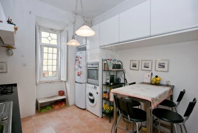 Apartamento T4 para Venda em Areeiro