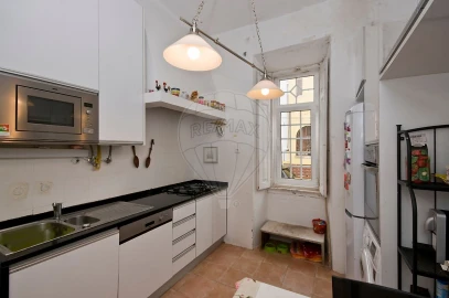 Apartamento T4 para Venda em Areeiro