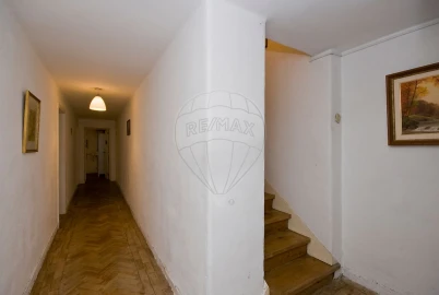 Apartamento T4 para Venda em Areeiro