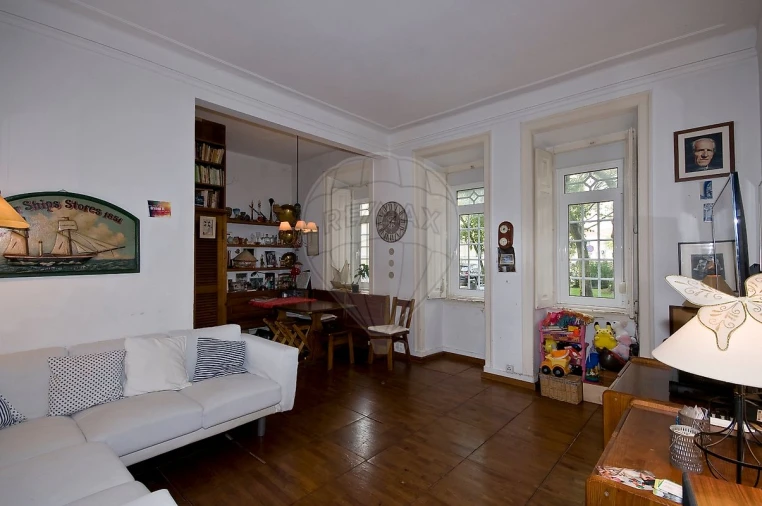 Apartamento T4 para Venda em Areeiro Foto 5