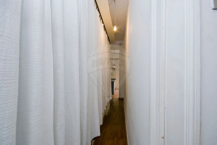 Apartamento T4 para Venda em Areeiro Foto 13