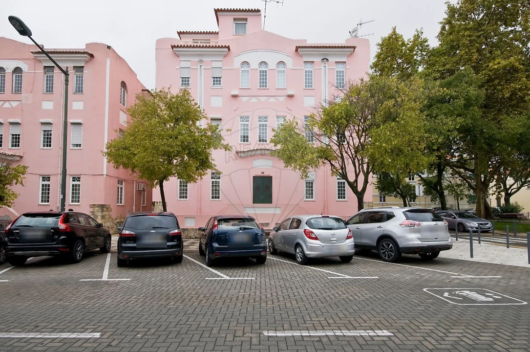 Apartamento T4 para Venda em Areeiro Foto 27