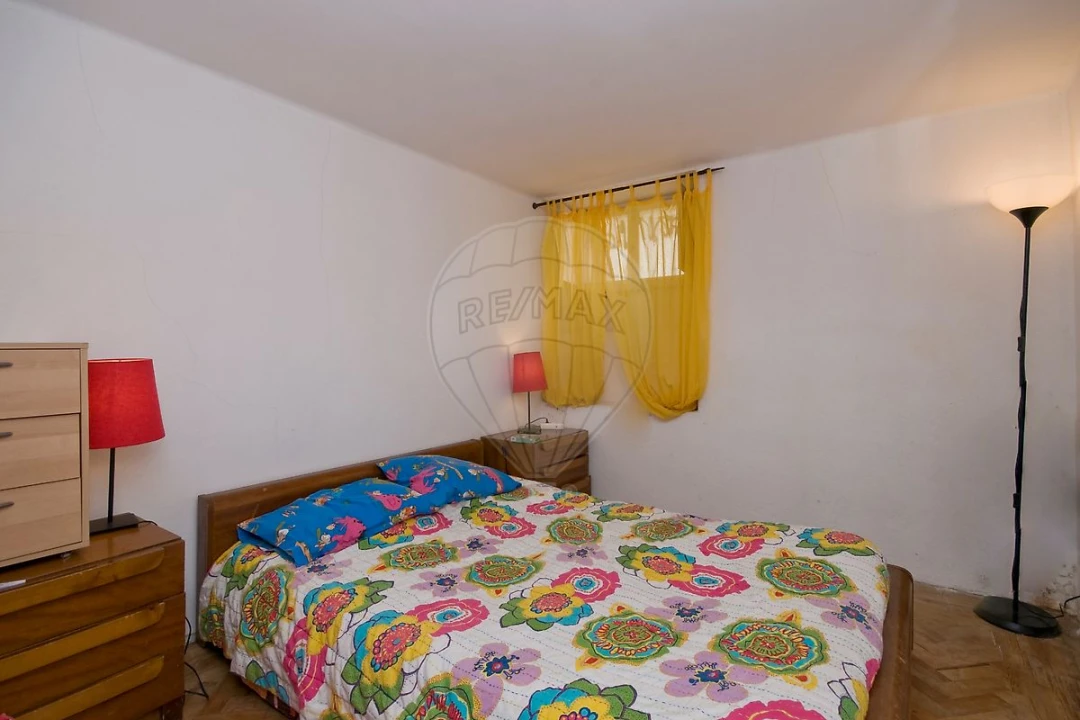 Apartamento T4 para Venda em Areeiro Foto 32