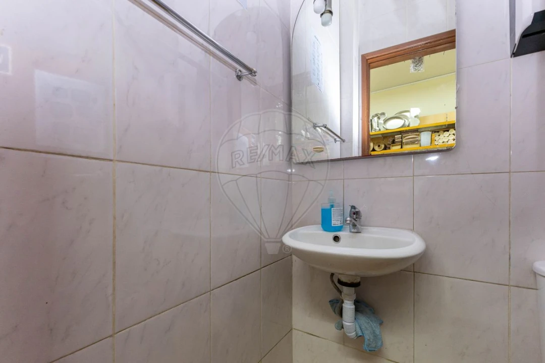 Prédio para Venda em Cedofeita, Santo Ildefonso, Sé, Miragaia, São Nicolau e Vitória Foto 35