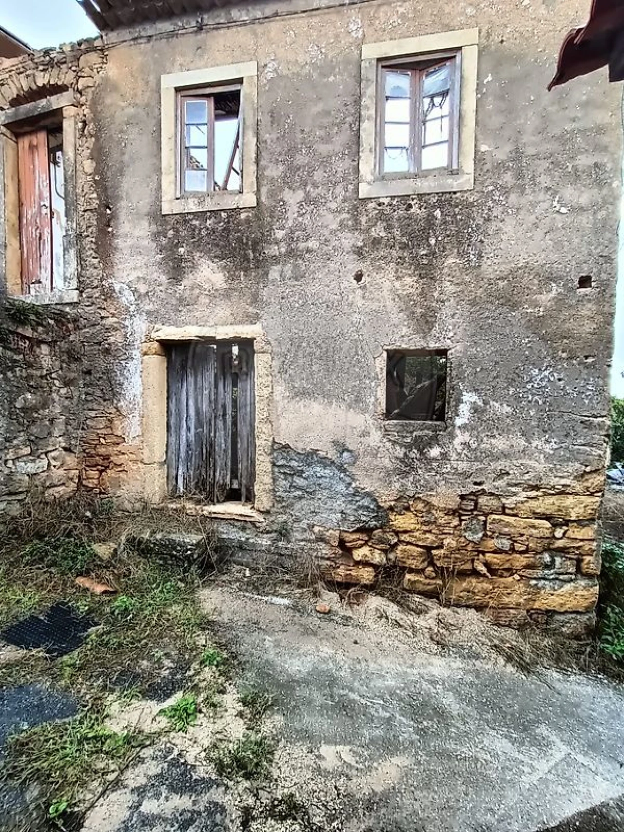 Moradia T2 para Venda em Almalagues Foto 1