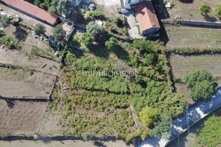 Terreno para Venda em Creixomil e Mariz