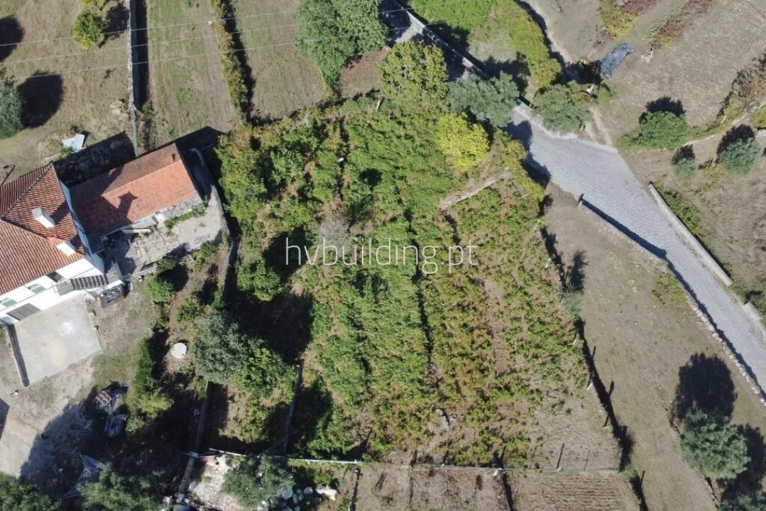 Terreno para Venda em Creixomil e Mariz Foto 2