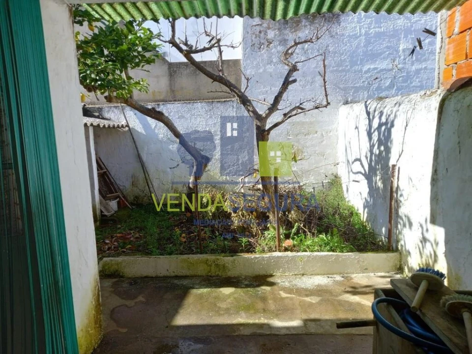 Moradia T2 para Venda em Safara e Santo Aleixo da Restauração Foto 14