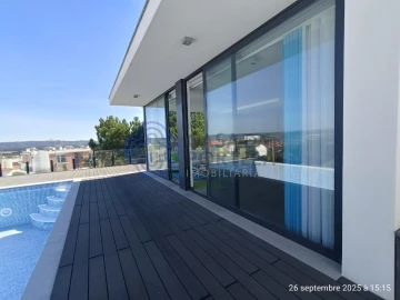 Moradia T3 para Venda em Tornada e Salir do Porto