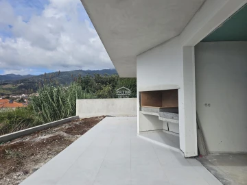 Moradia T2 para Venda em Arco da Calheta