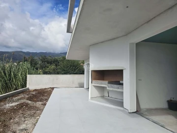 Moradia T2 para Venda em Arco da Calheta