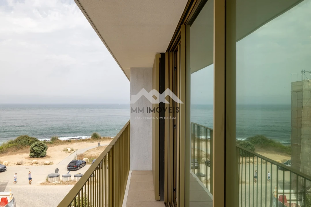 Apartamento T2 para Venda em Canidelo Foto 24