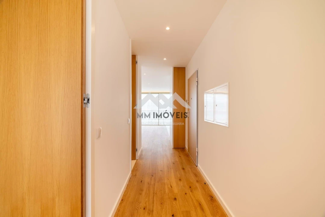 Apartamento T2 para Venda em Canidelo Foto 8