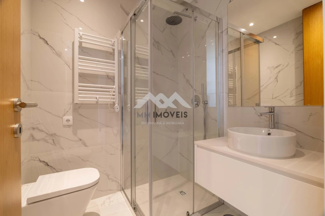 Apartamento T2 para Venda em Canidelo Foto 30