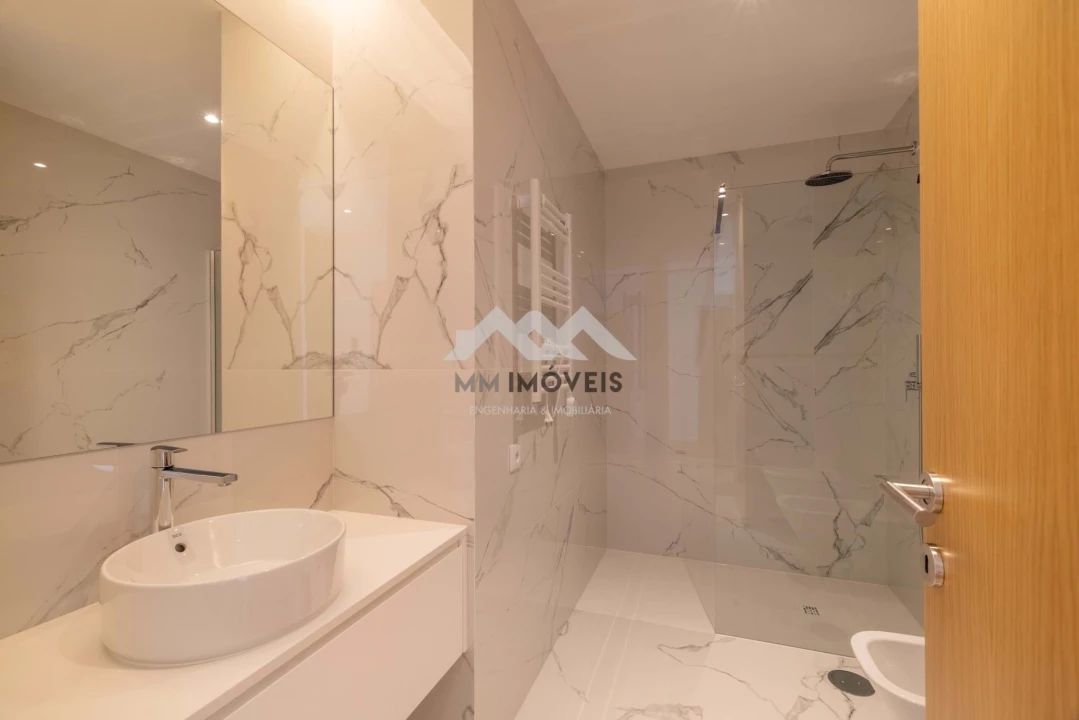 Apartamento T2 para Venda em Canidelo Foto 20