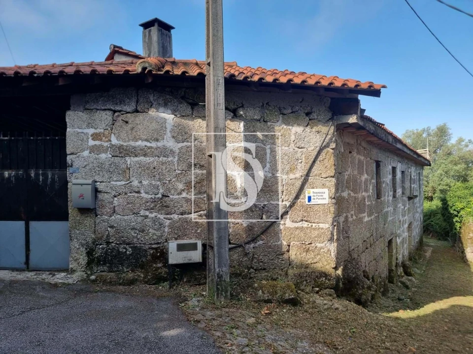 Moradia T5 para Venda em Ventosa e Cova Foto 2