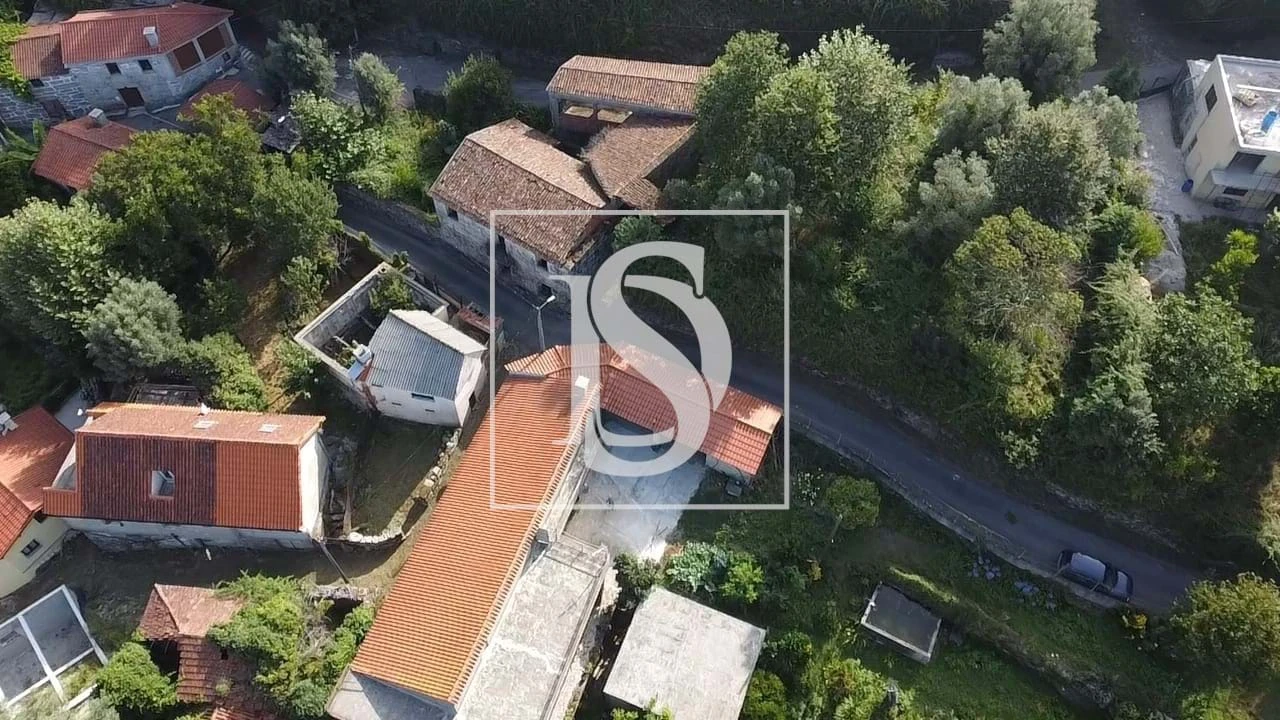 Moradia T5 para Venda em Ventosa e Cova Foto 3