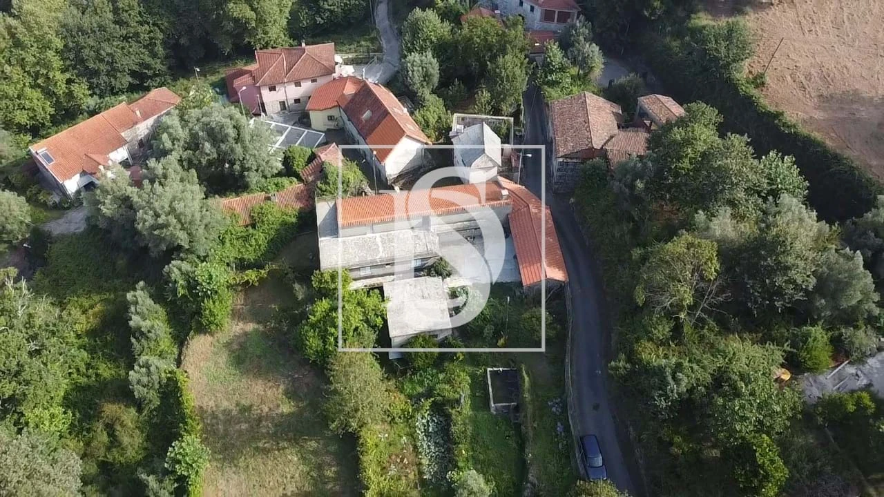 Moradia T5 para Venda em Ventosa e Cova Foto 6