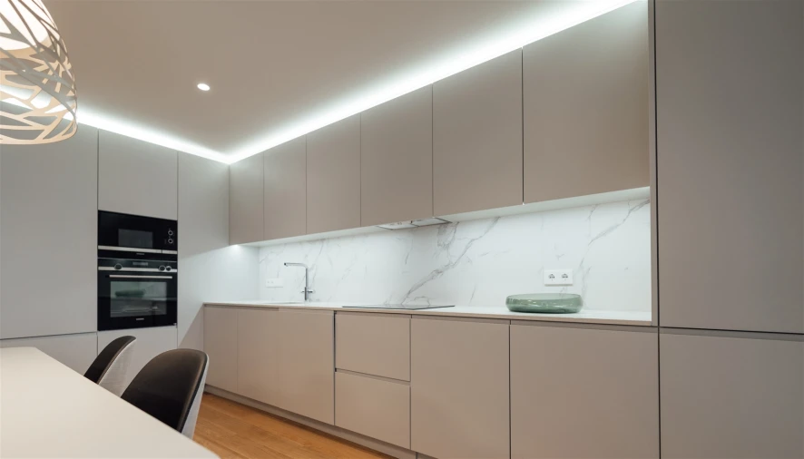 Apartamento T4 para Venda em Santa Marinha e São Pedro da Afurada Foto 4
