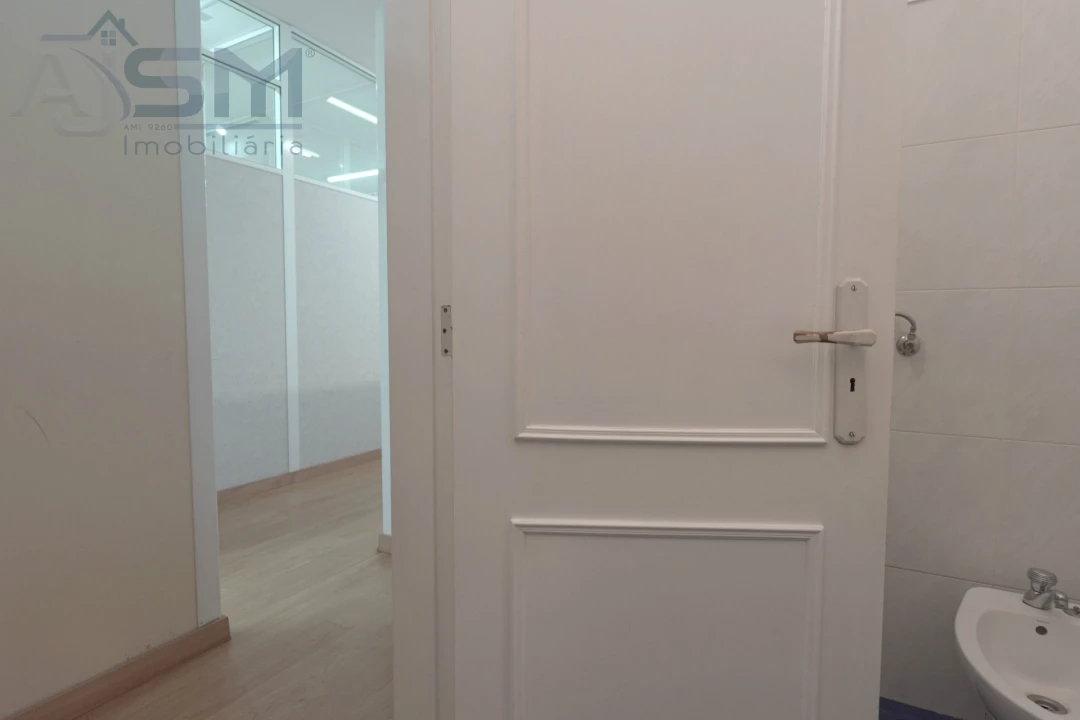 Loja para Arrendamento em Cacém e São Marcos Foto 13