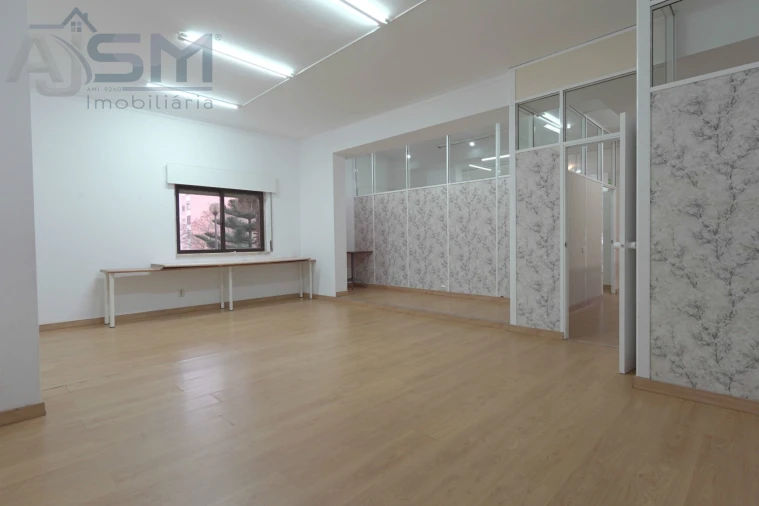 Loja para Arrendamento em Cacém e São Marcos Foto 15