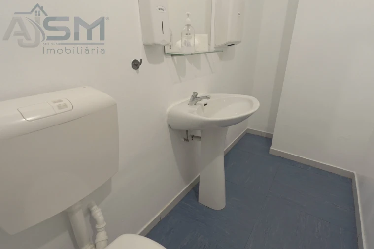 Loja para Arrendamento em Cacém e São Marcos Foto 19