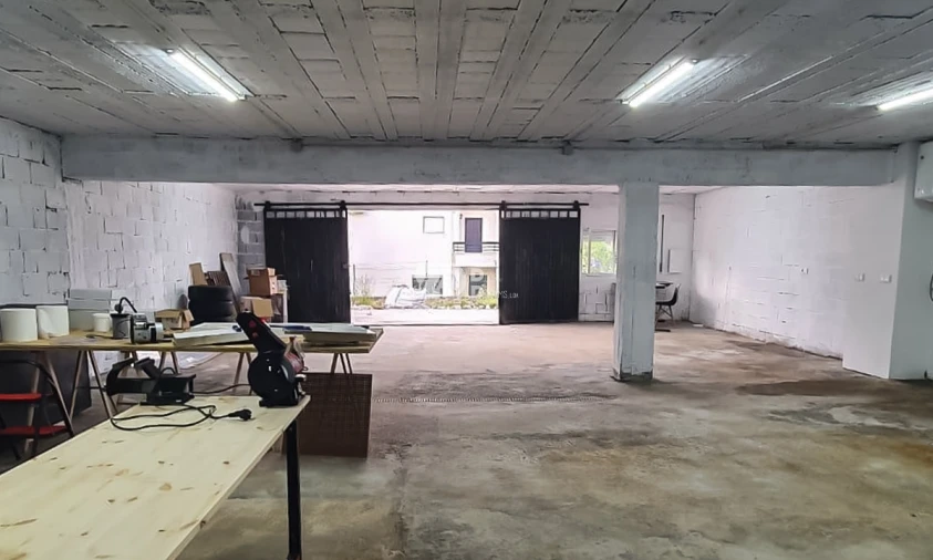 Armazém para Venda em Landim