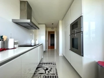 Apartamento T4 para Venda em Matosinhos e Leça da Palmeira