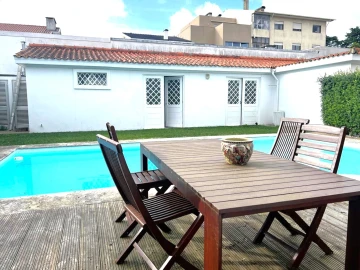 Moradia T7 para Venda em Aldoar, Foz do Douro e Nevogilde