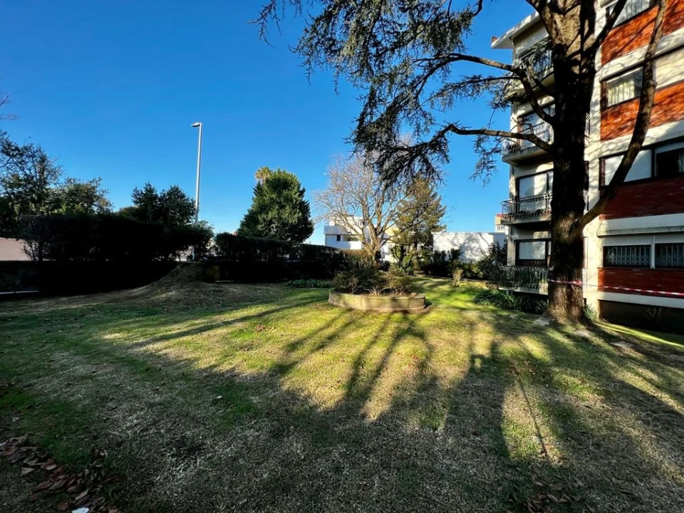 Apartamento T3 para Venda em Aldoar, Foz do Douro e Nevogilde Foto 3