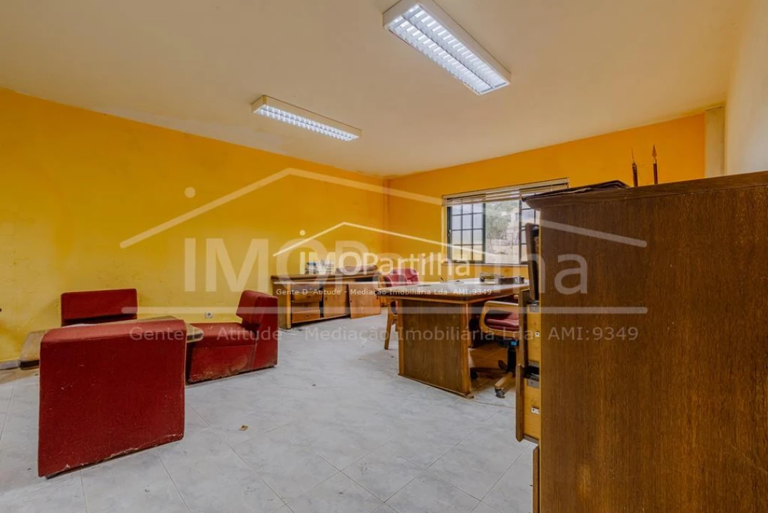 Armazém para Venda em São João das Lampas e Terrugem Foto 13