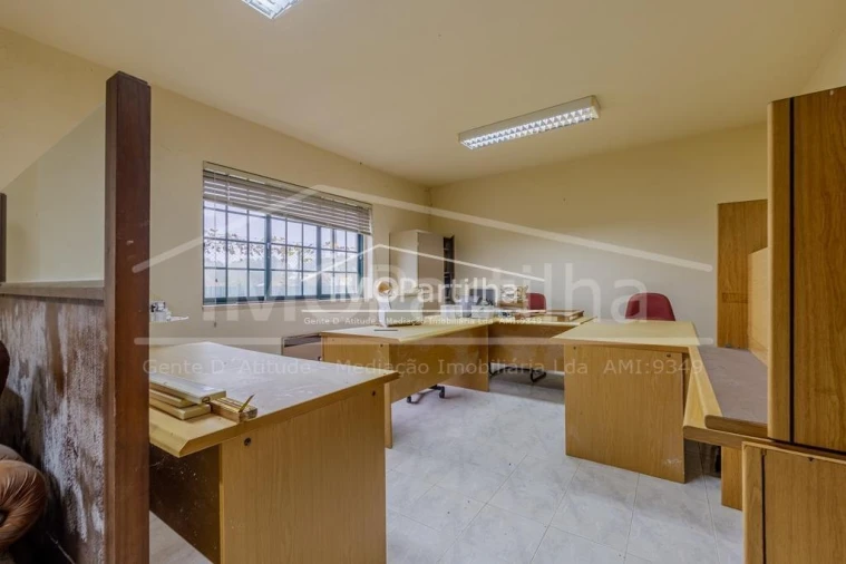 Armazém para Venda em São João das Lampas e Terrugem Foto 3