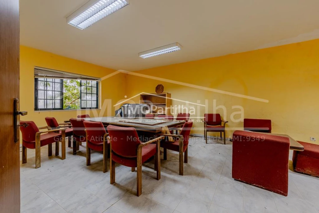 Armazém para Venda em São João das Lampas e Terrugem Foto 14