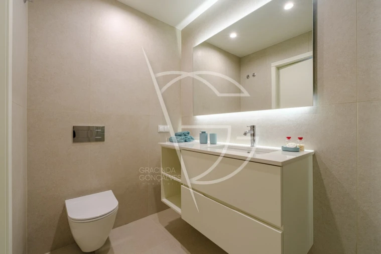 Apartamento T3 para Venda em Santa Marinha e São Pedro da Afurada Foto 17
