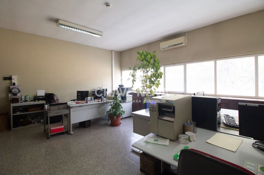 Armazém para Venda em Fânzeres e São Pedro da Cova Foto 19