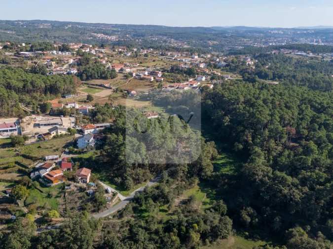 Terreno para Venda em Adoufe e Vilarinho de Samardã Foto 7