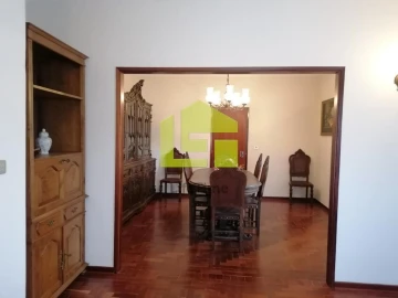 Moradia T3 para Venda em Almalagues