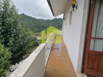 Moradia T3 para Venda em Almalagues