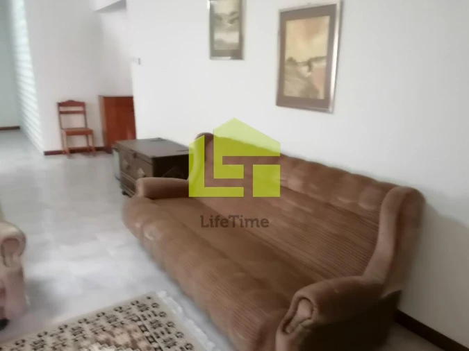 Moradia T3 para Venda em Almalagues Foto 32