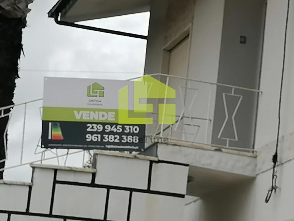 Moradia T3 para Venda em Almalagues Foto 1
