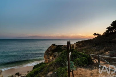 Apartamento T2 para Venda em Albufeira e Olhos de Água