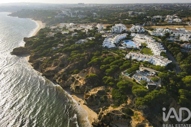 Apartamento T2 para Venda em Albufeira e Olhos de Água Foto 29