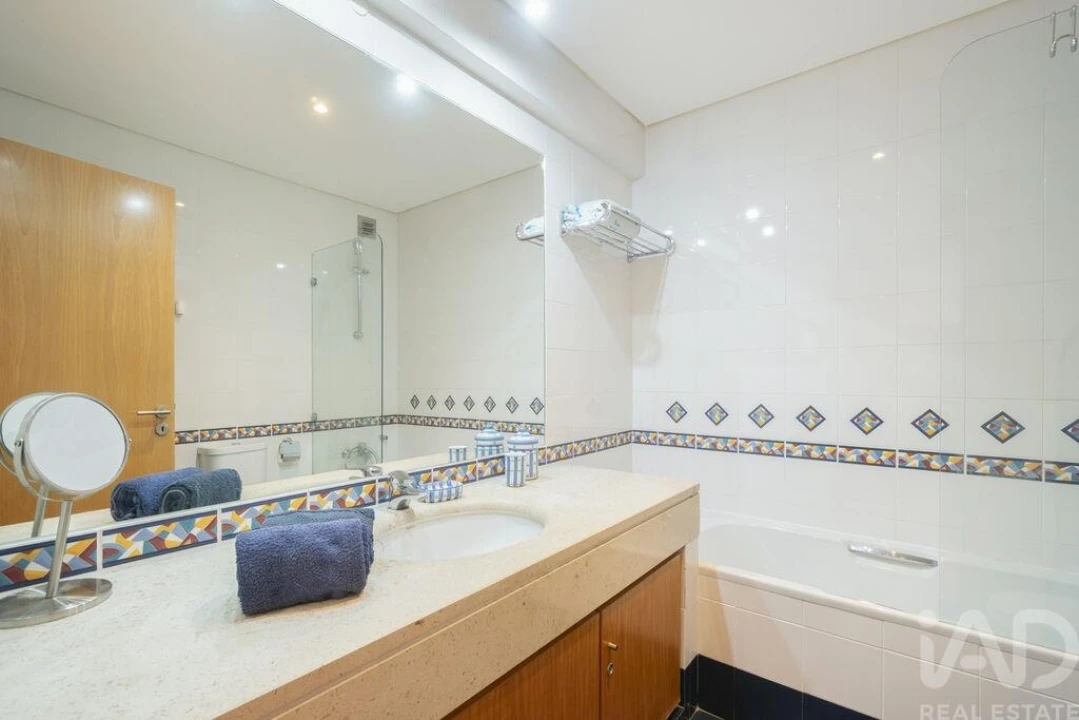 Apartamento T2 para Venda em Albufeira e Olhos de Água Foto 16