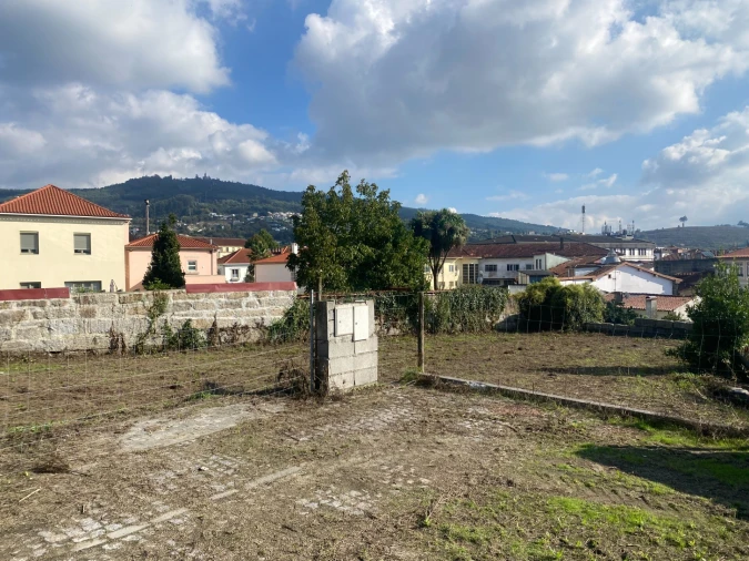 Terreno para Venda em Oliveira, São Paio e São Sebastião Foto 16