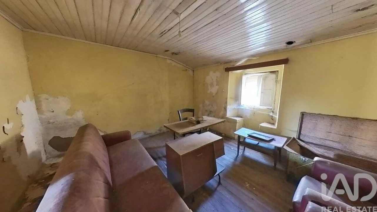 Moradia T3 para Venda em Carvalhal Foto 18