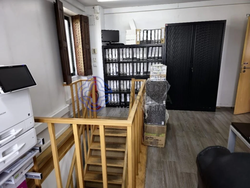 Prédio para Venda em Campanhã Foto 26