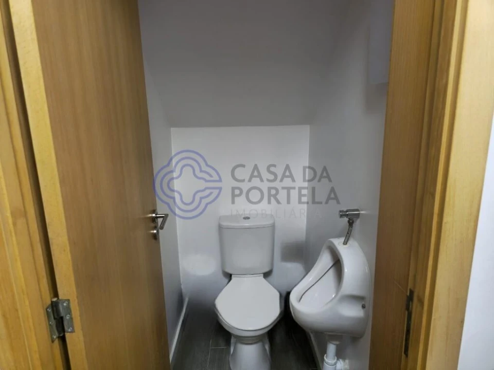 Prédio para Venda em Campanhã Foto 36